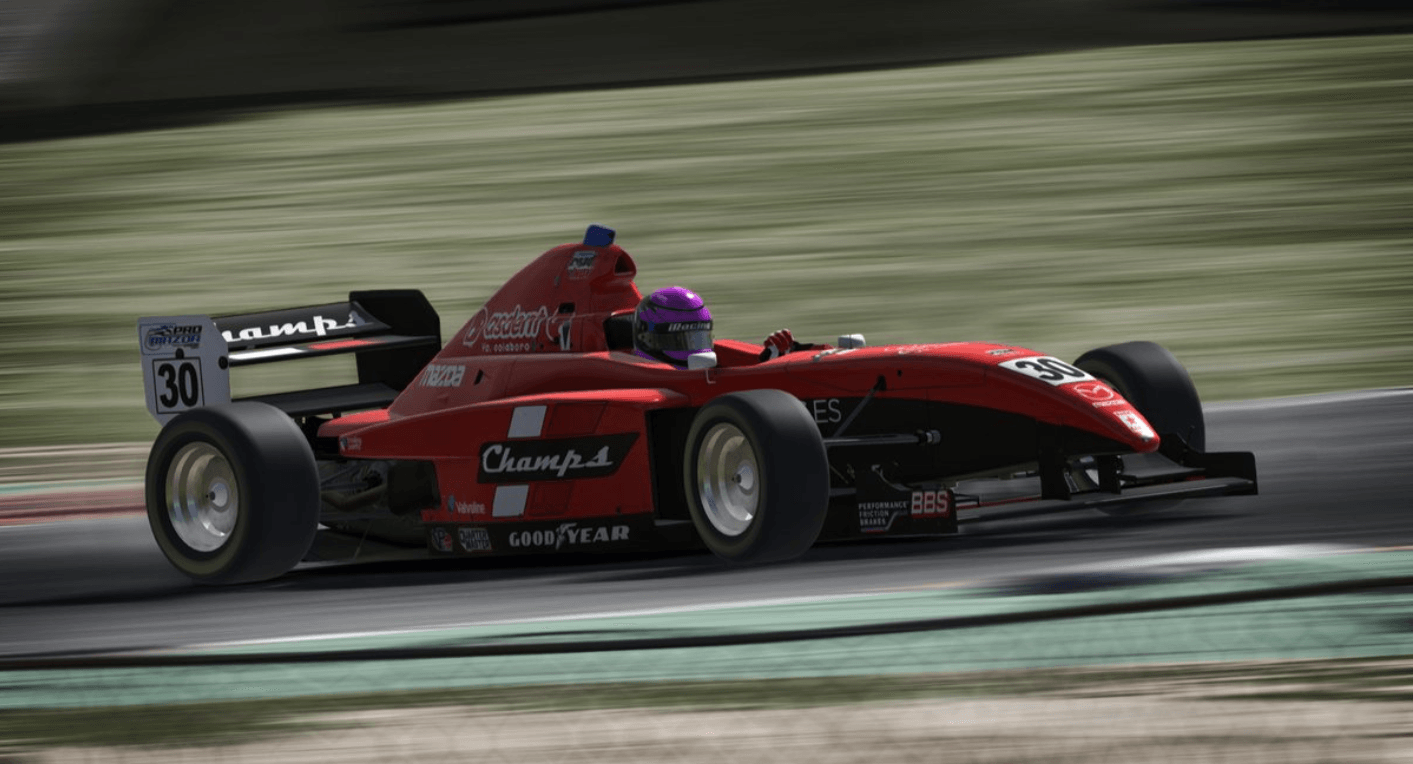 Victor Prieto a bordo del fórmula Pro Mazda.