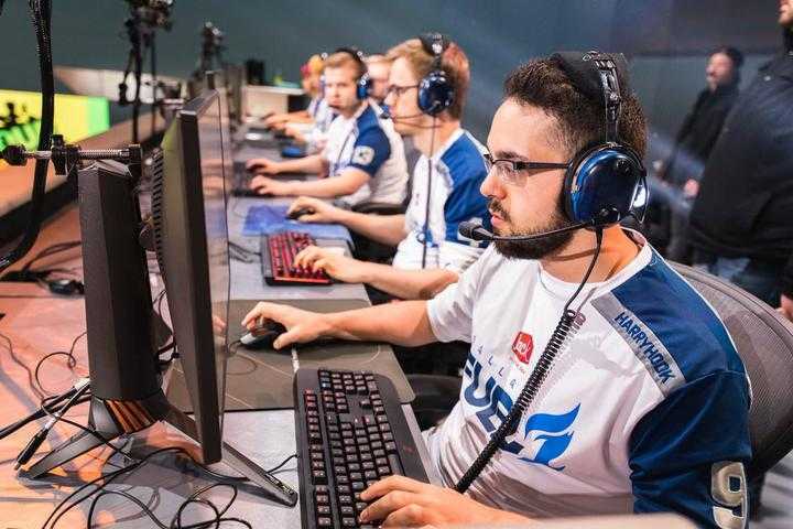 'HarryHook' el jugador de Dallas Fuel, compitiendo en la Overwatch League.