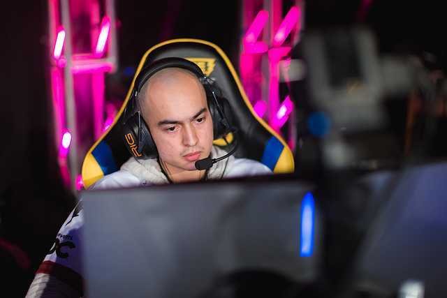 Adapting, jungla de NRG Esports