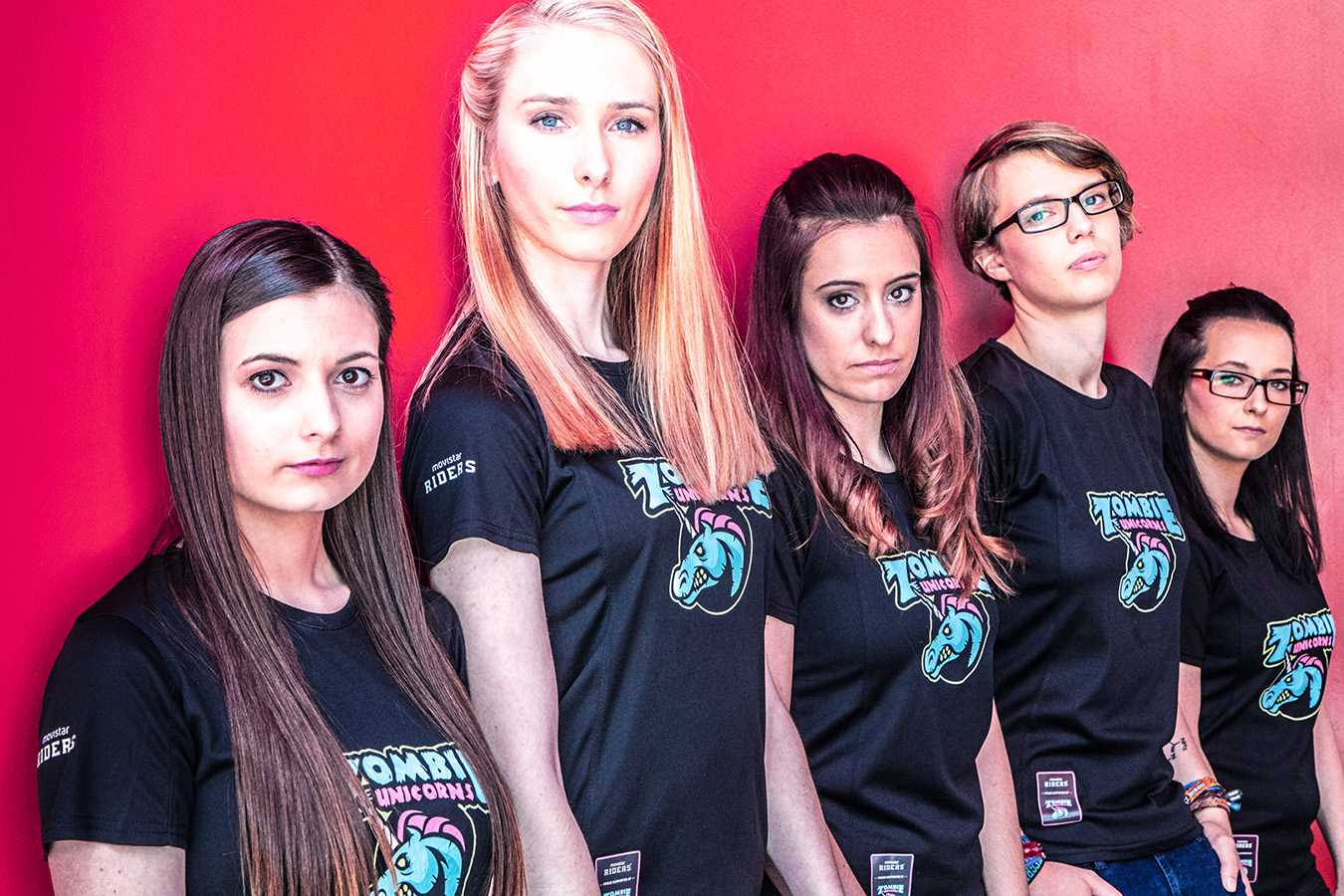 Jugadoras profesionales del equipo Zombie Unicorns