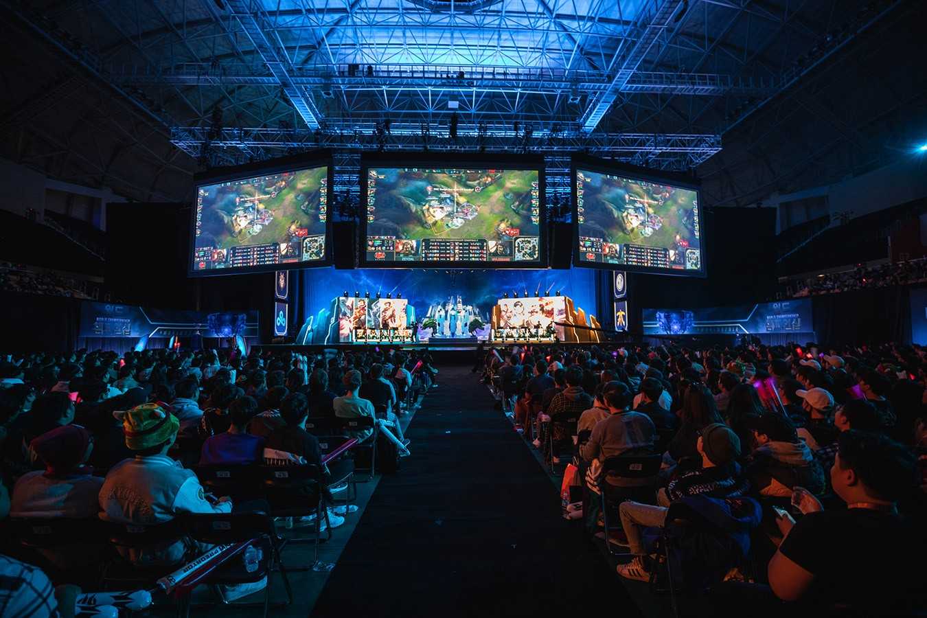 Partido entre Cloud9 y FNATIC en Worlds 2018. Fotografía propiedad de Riot Games