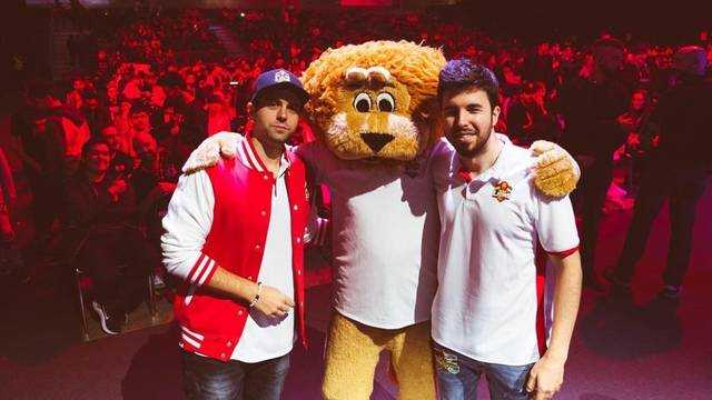 Youtubers con MAD Lions