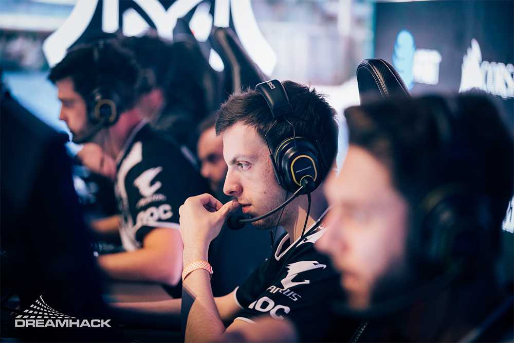 Lucky jugando con G2 Esports.