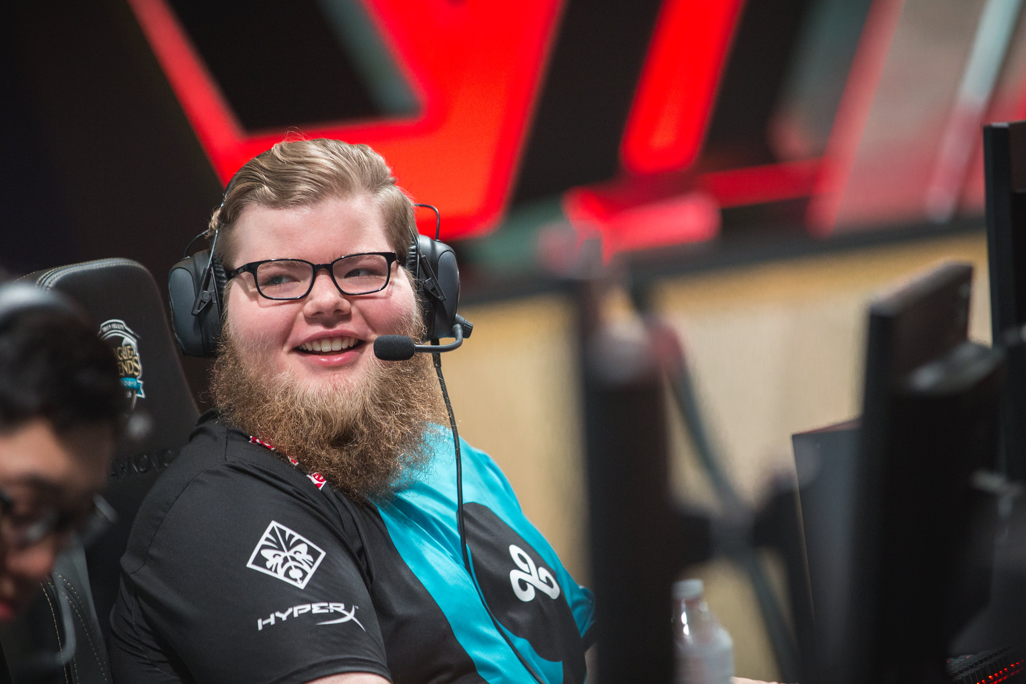Zeyzal fichó recientemente por Evil Genius