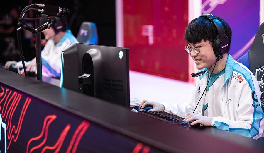 DAMWON Gaming Showmaker