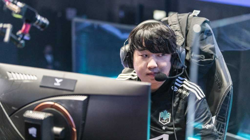 Khan DWG KIA DK